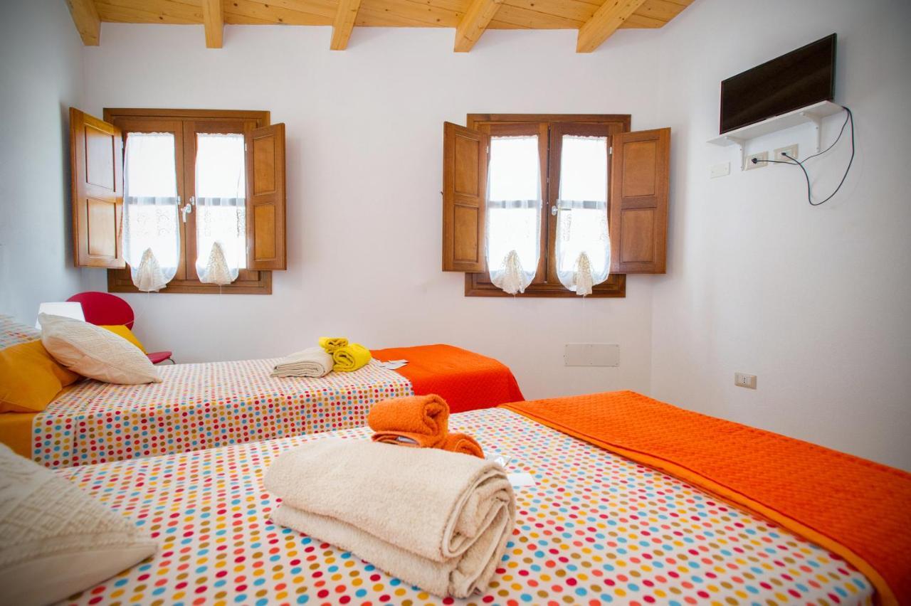Holiday Room Sa Tebia Ористано Екстериор снимка
